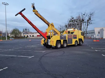 PIUCHPOL Holowanie TIR Pomoc drogowa 24H Toruń Autostrada A1